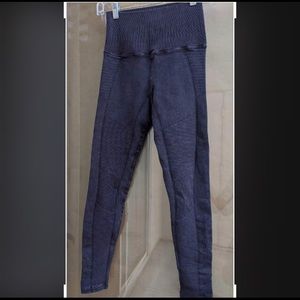 Avocado legging in black